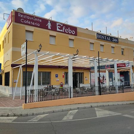 Hostal Efebo 24H Antequera Ngoại thất bức ảnh